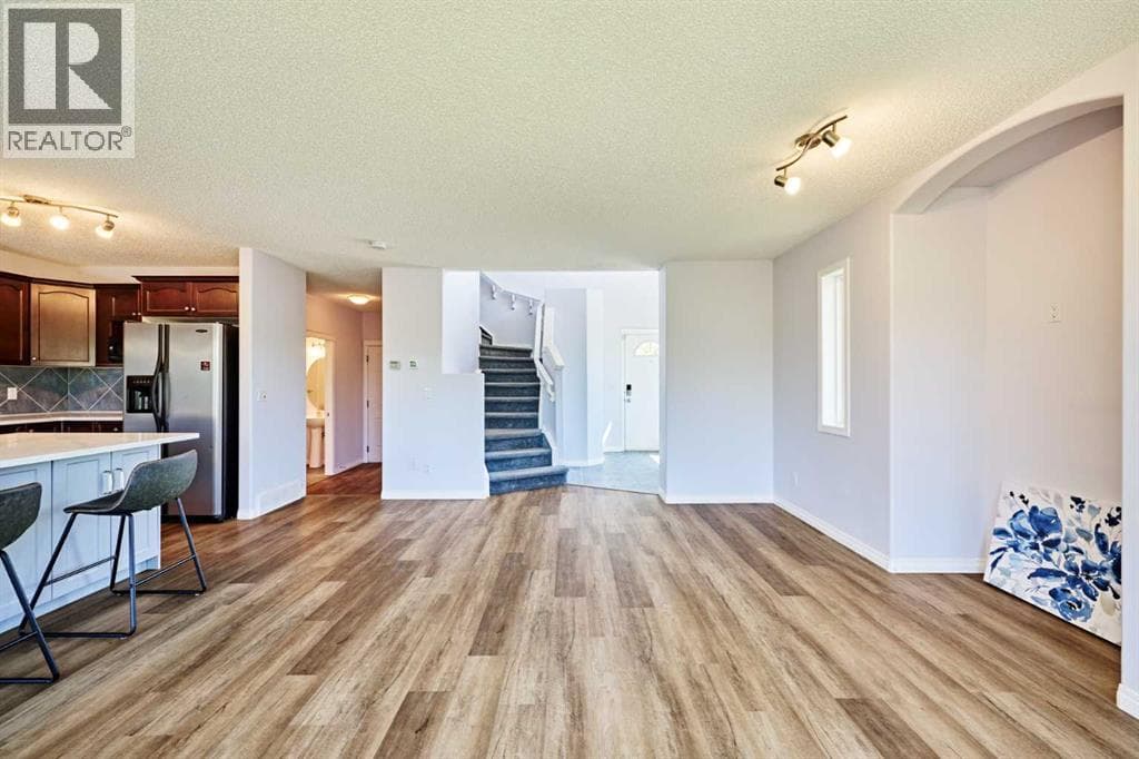 153 Royal Birch Bay NW — photo 4