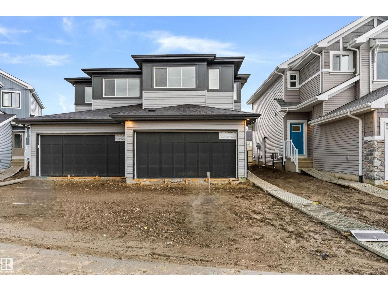 1060 CRISTALL CR SW