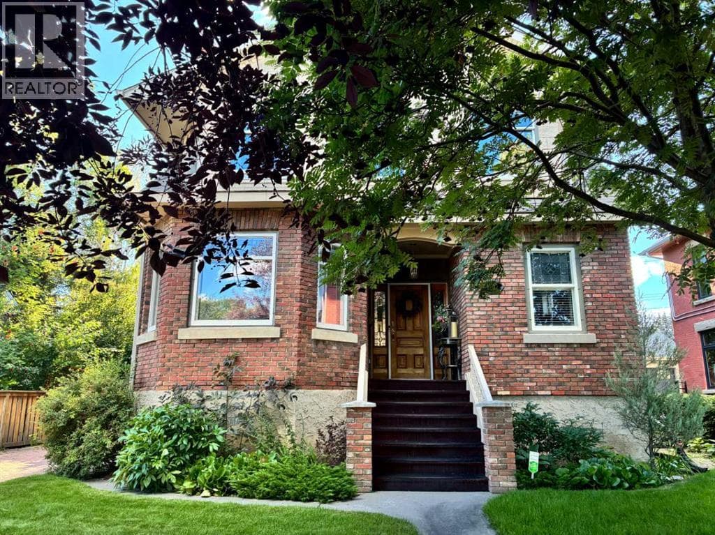 1727 24 Street SW — photo 2