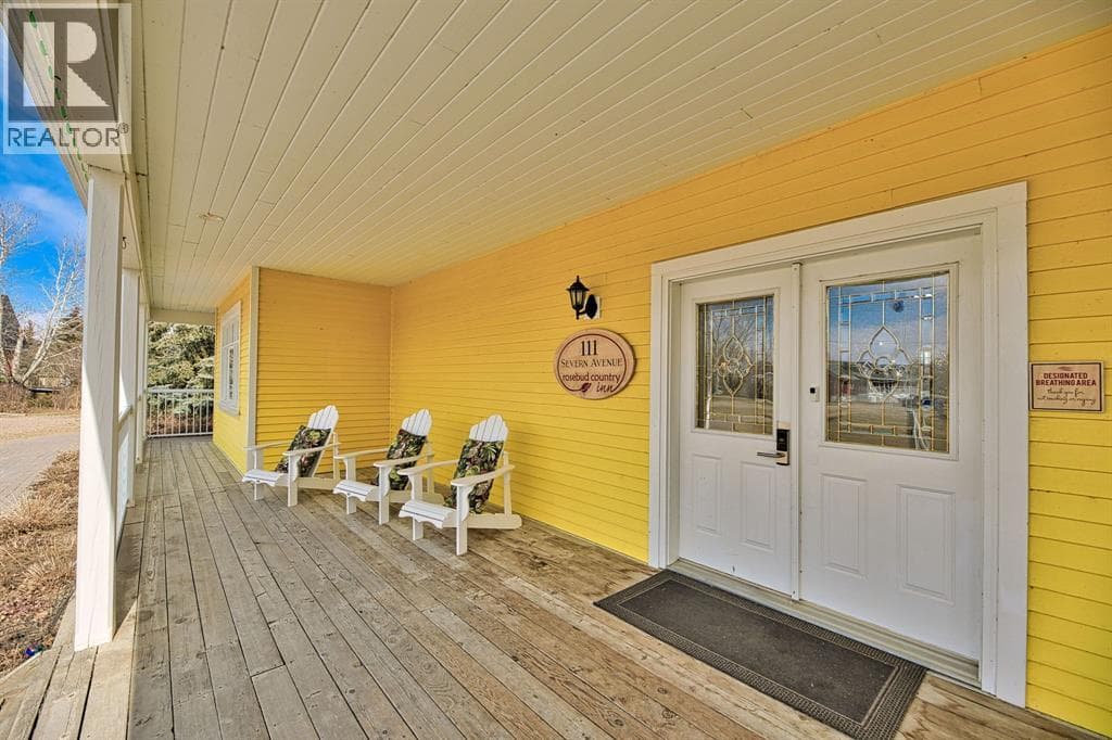 111 Severn Avenue — photo 4