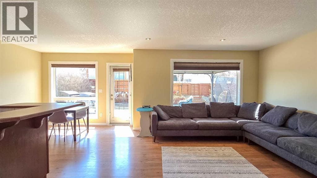 5837 Park Street — photo 3