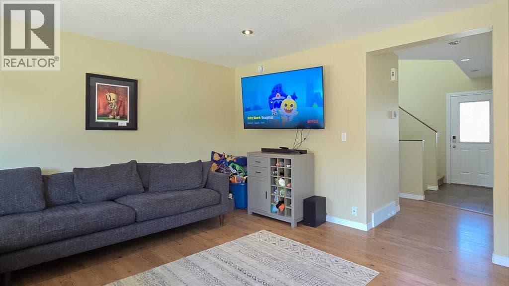 5837 Park Street — photo 4