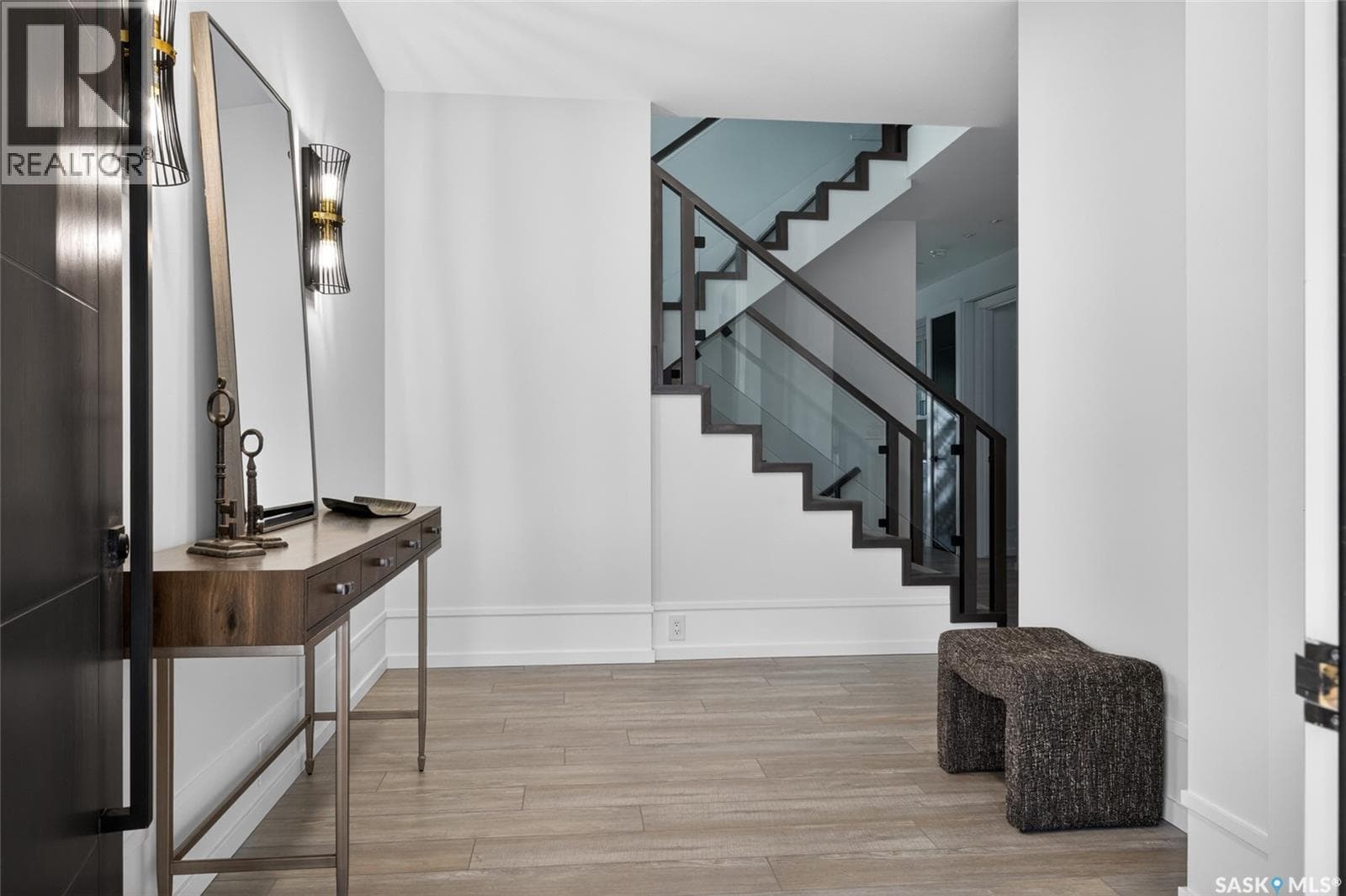 428 Woolf BEND — photo 4