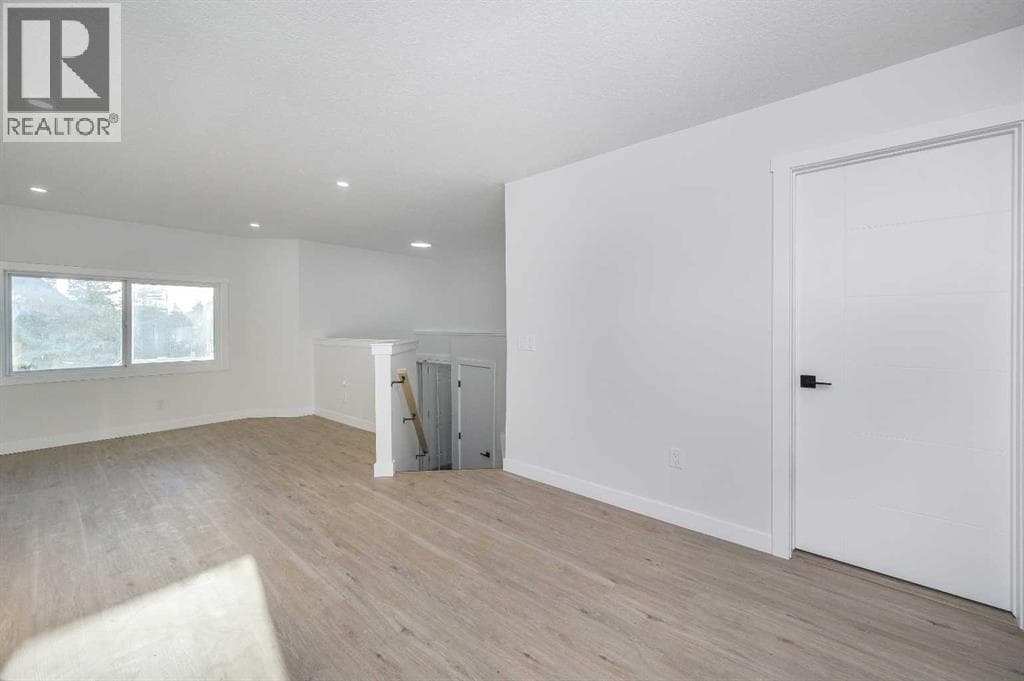 4249 Catalina Boulevard NE — photo 4