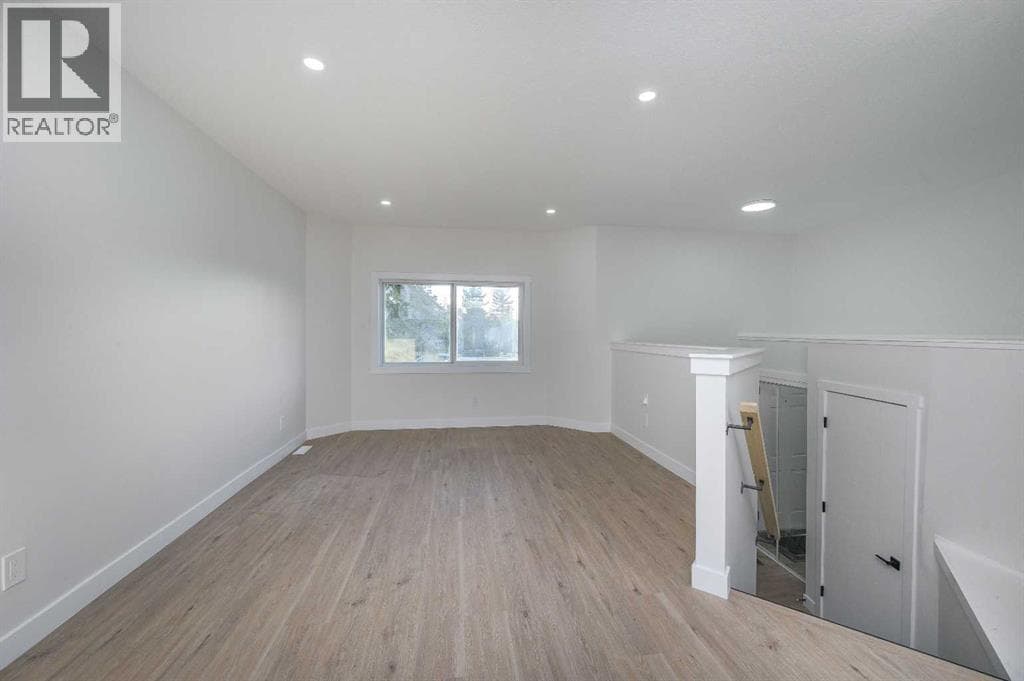 4249 Catalina Boulevard NE — photo 5