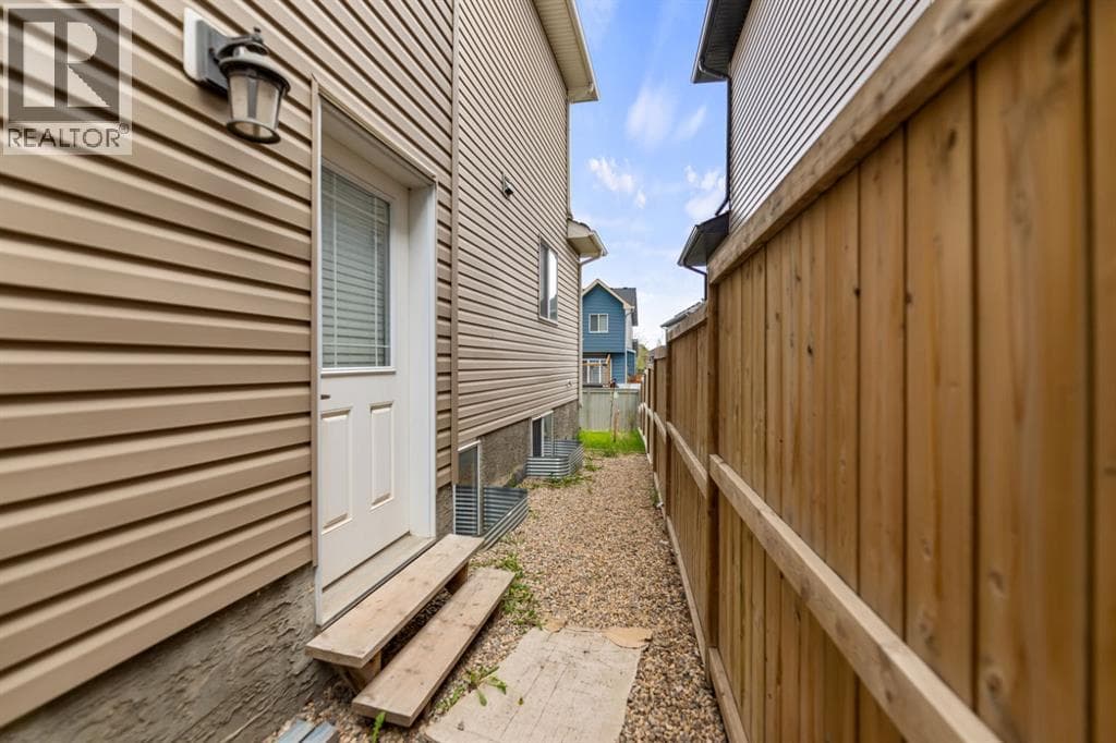 126 Bayview Street SW — photo 4