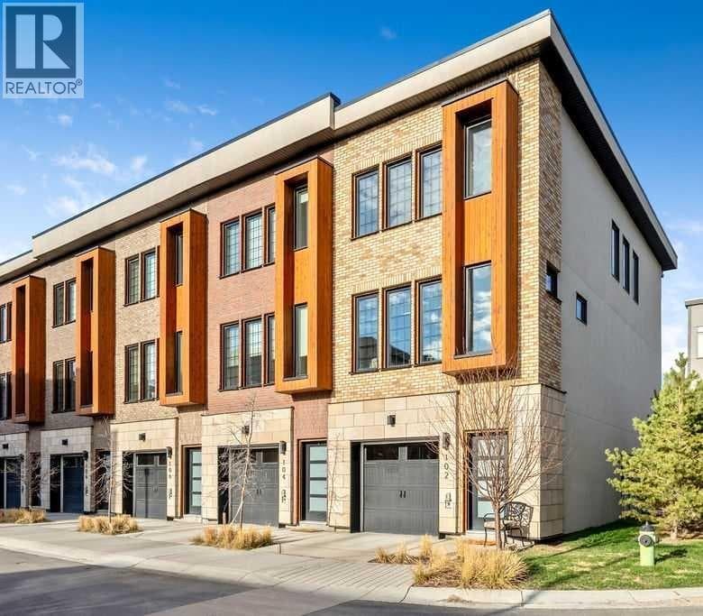 102, 81 Greenbriar Place NW — photo 2