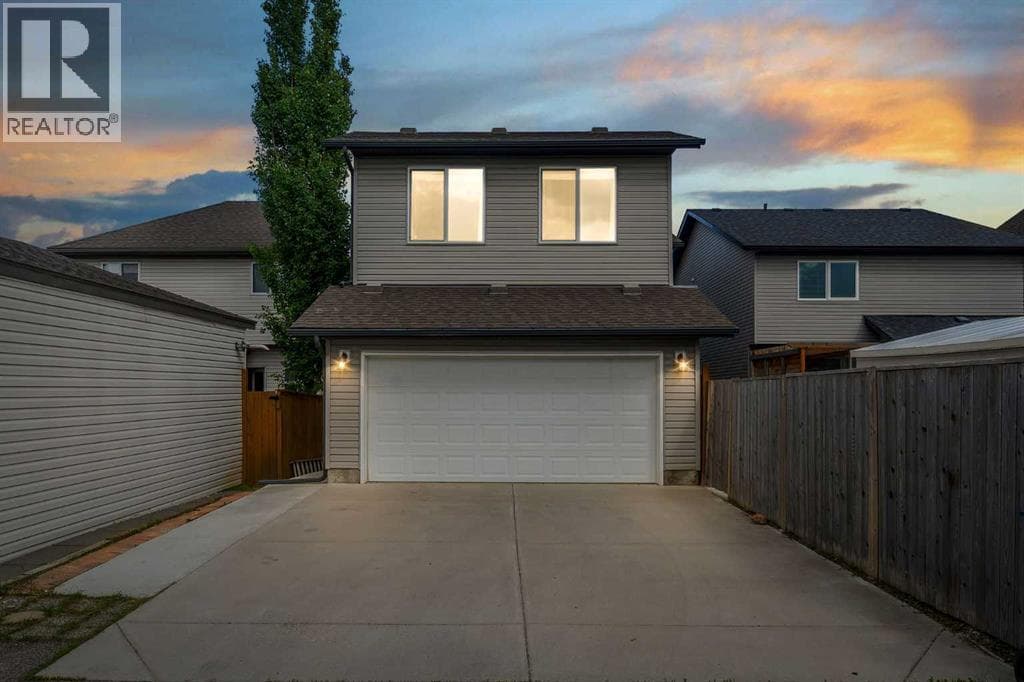 240 Elgin Meadows Way SE photo 2