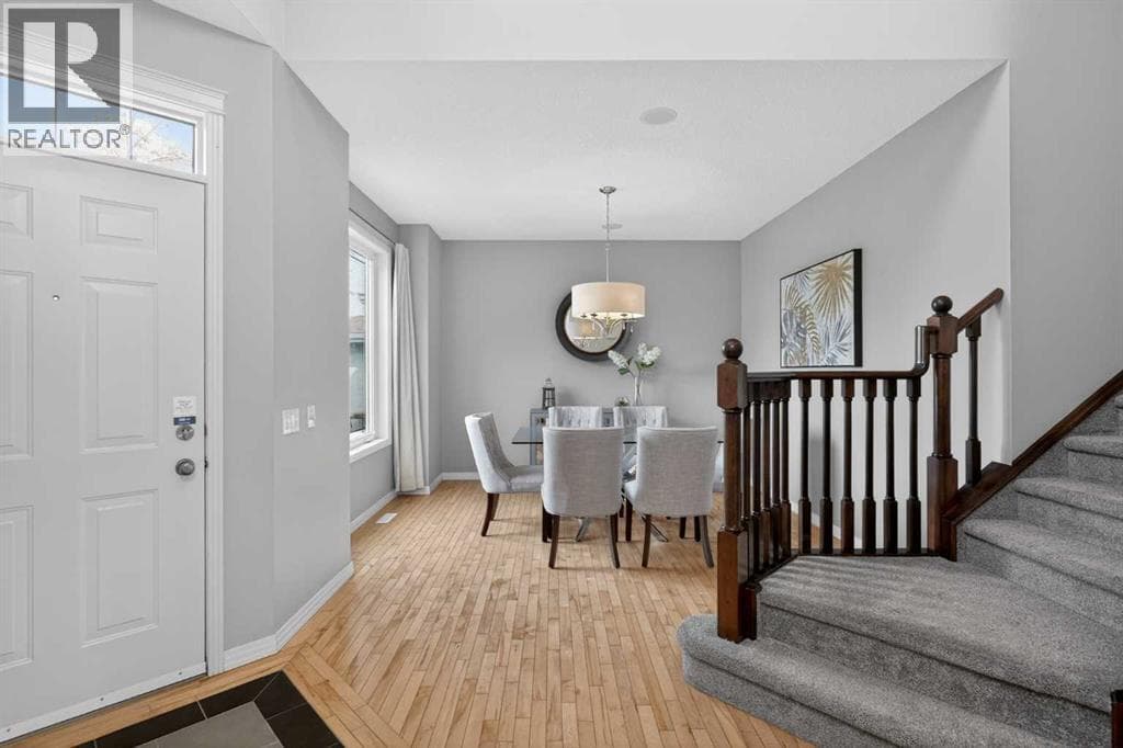 125 Cranleigh Park SE — photo 5