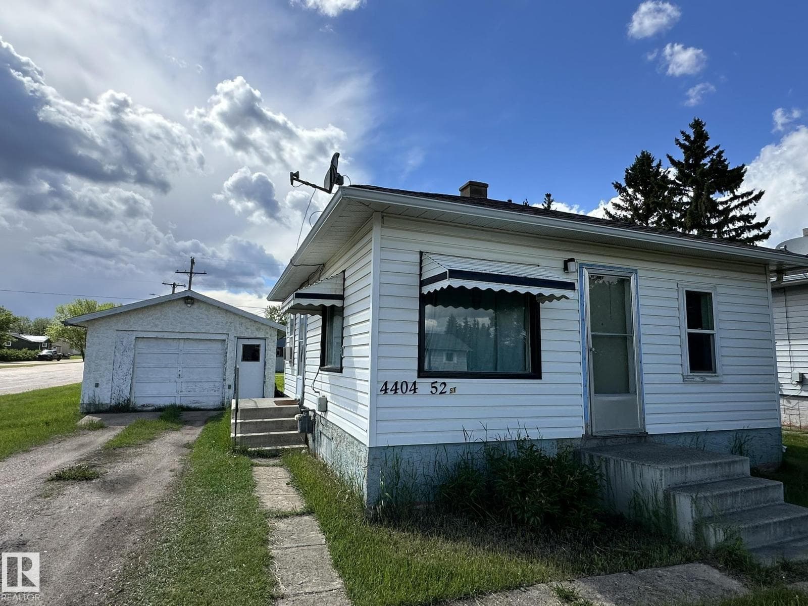 4404 52 ST