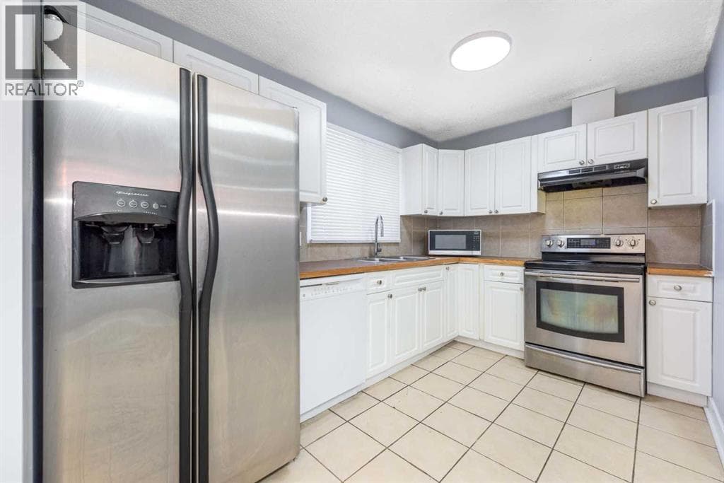 5071 Whitestone Way NE — photo 3
