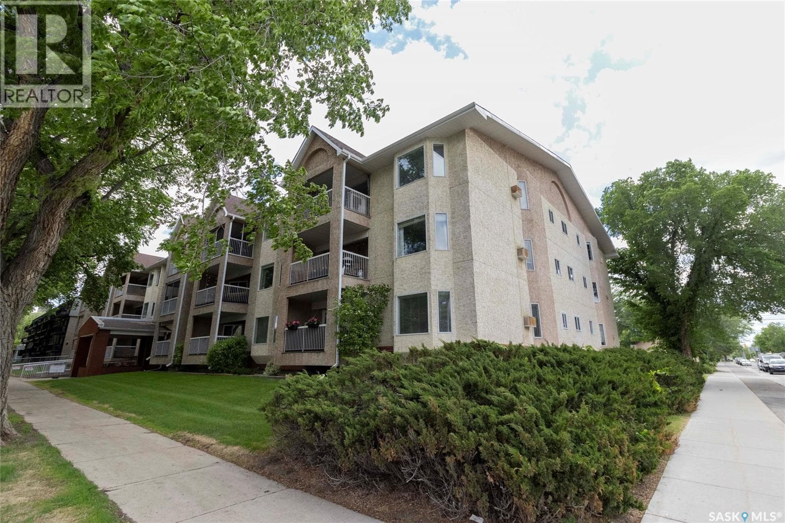 209 410 Main STREET — photo 2