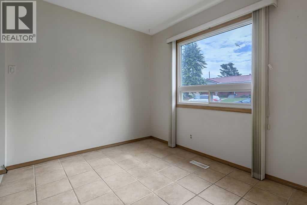 1007 Mackid Road NE photo 10