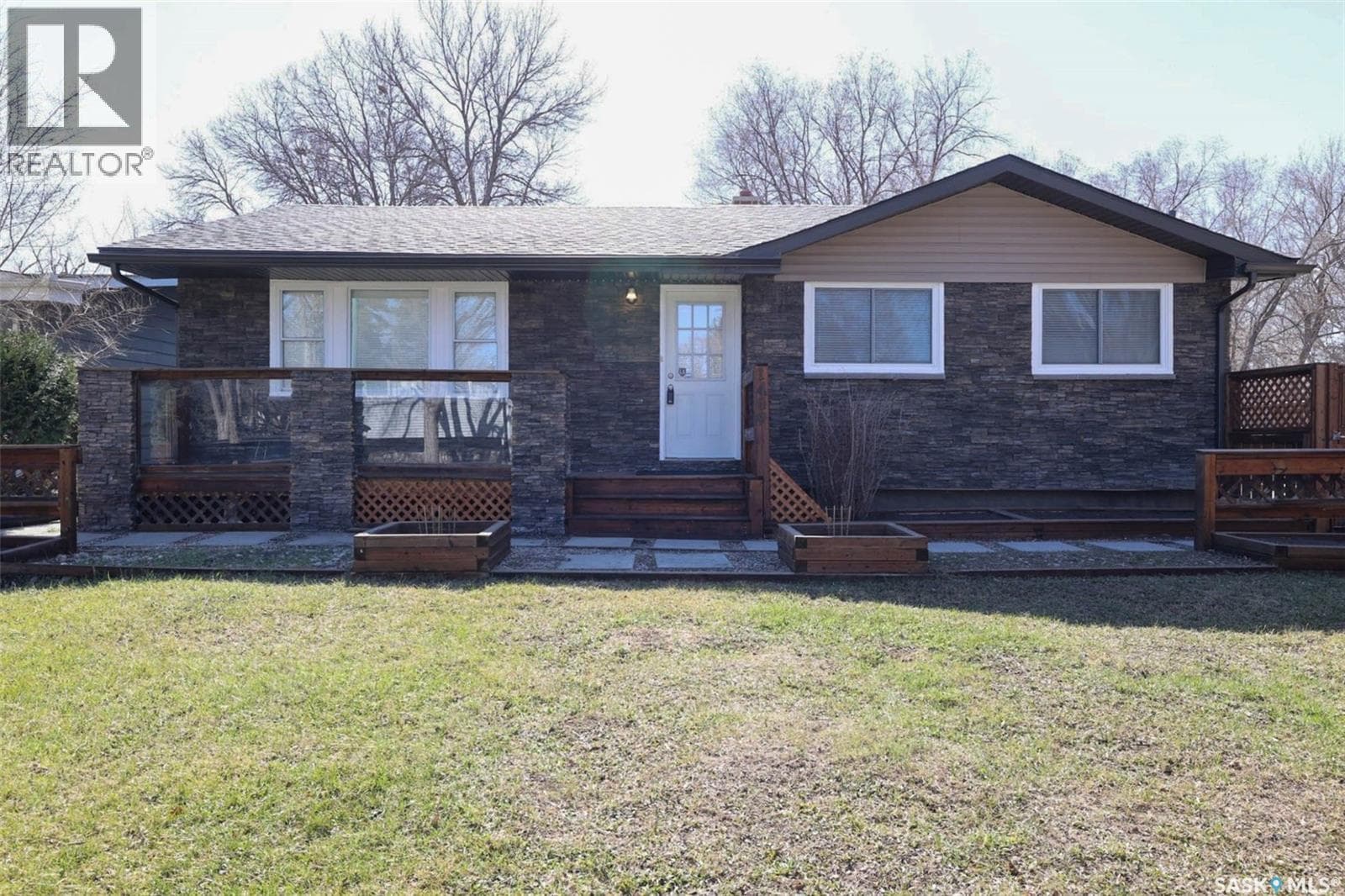 1409 Shannon ROAD — photo 2