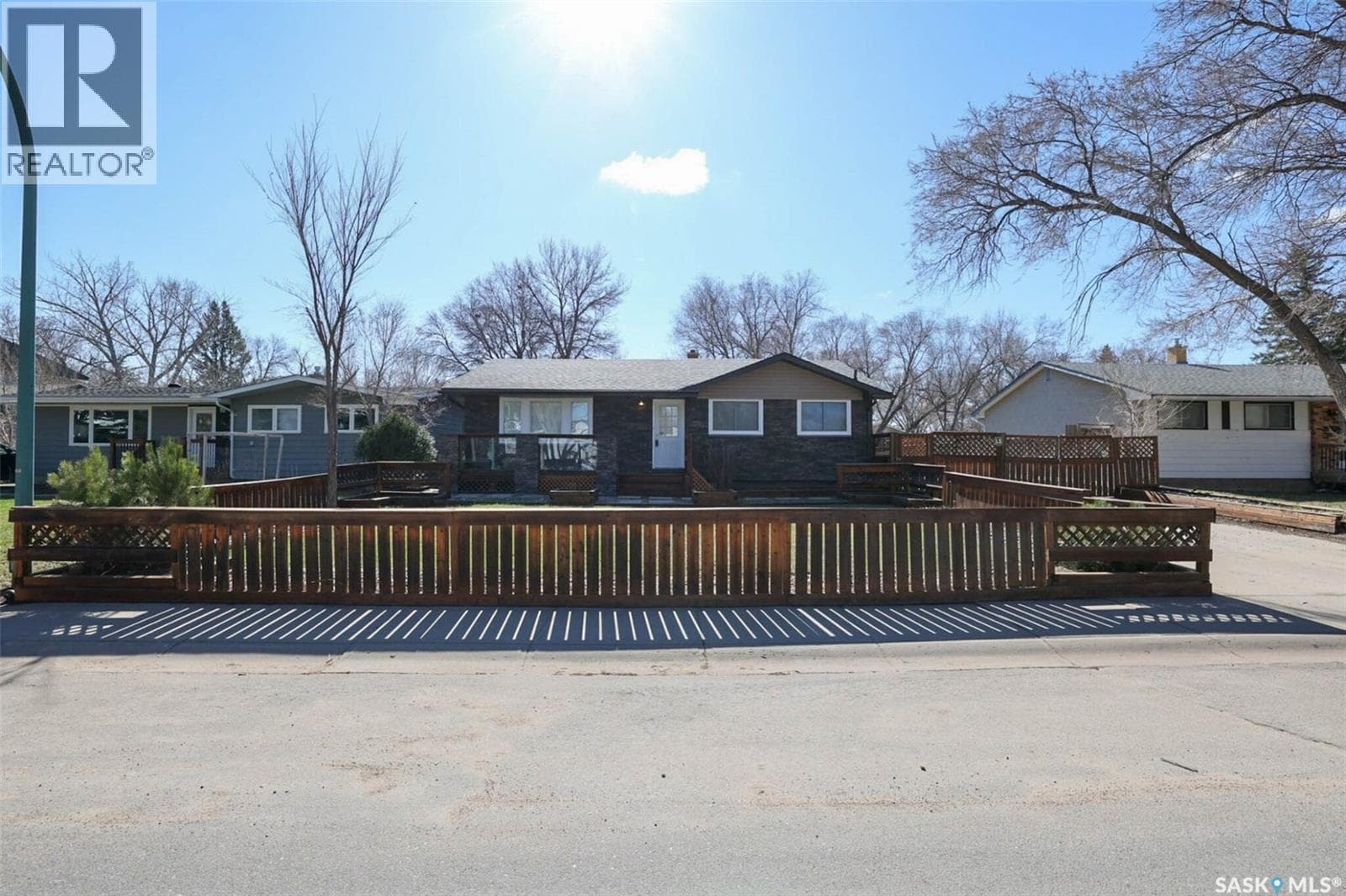 1409 Shannon ROAD — photo 3