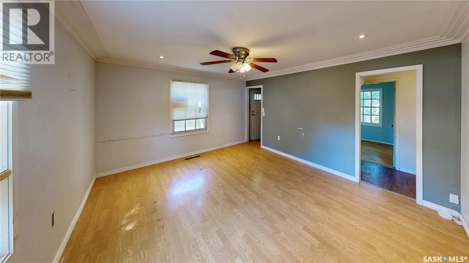 1277 QUEEN STREET — photo 2