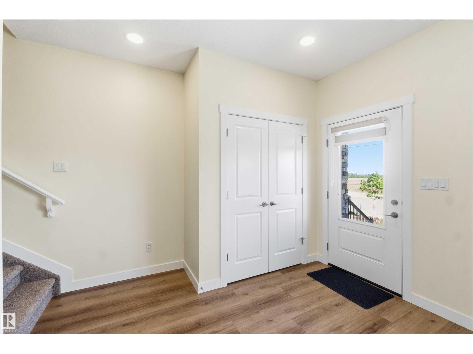 4582 WARBLER LO NW — photo 5