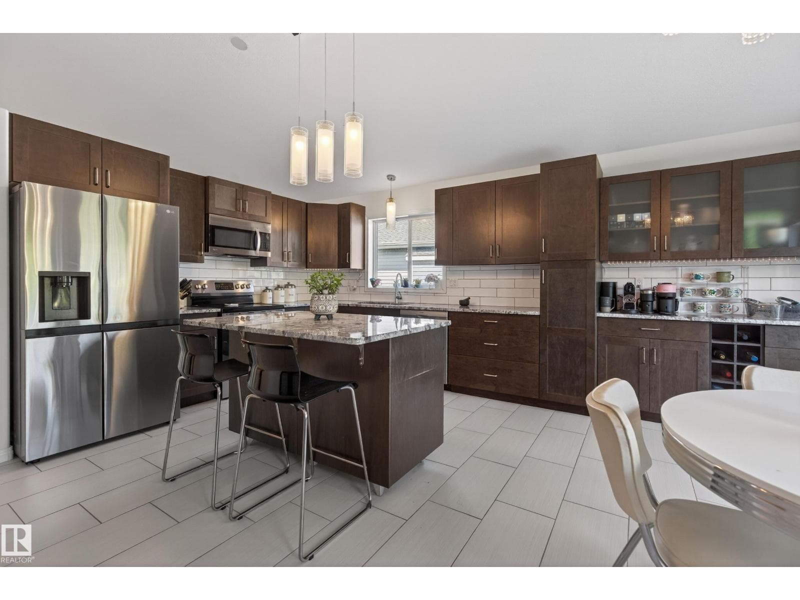 5139 Sportsview DR — photo 5