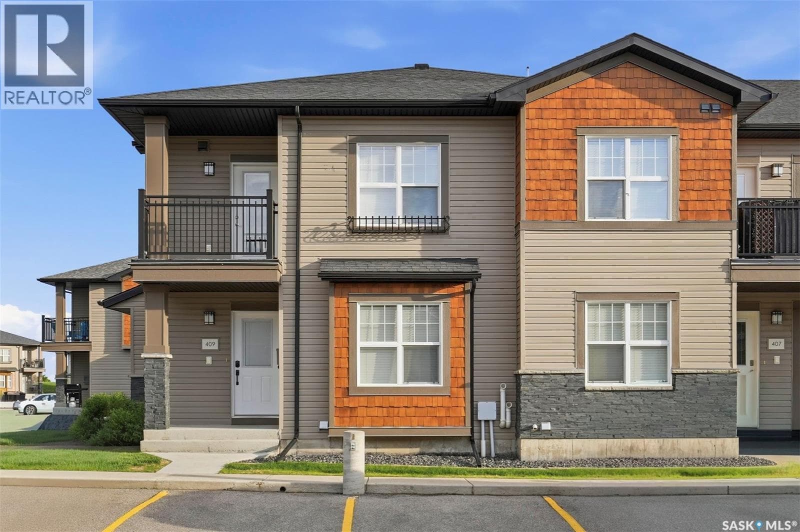 409 1015 Patrick CRESCENT