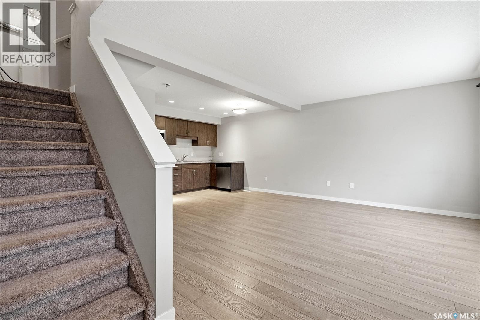 12 5762 Gordon ROAD — photo 5