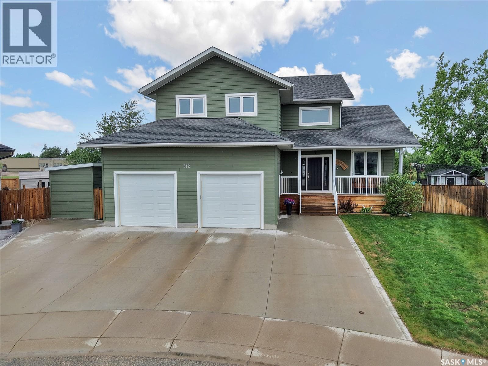 312 Columbus COURT
