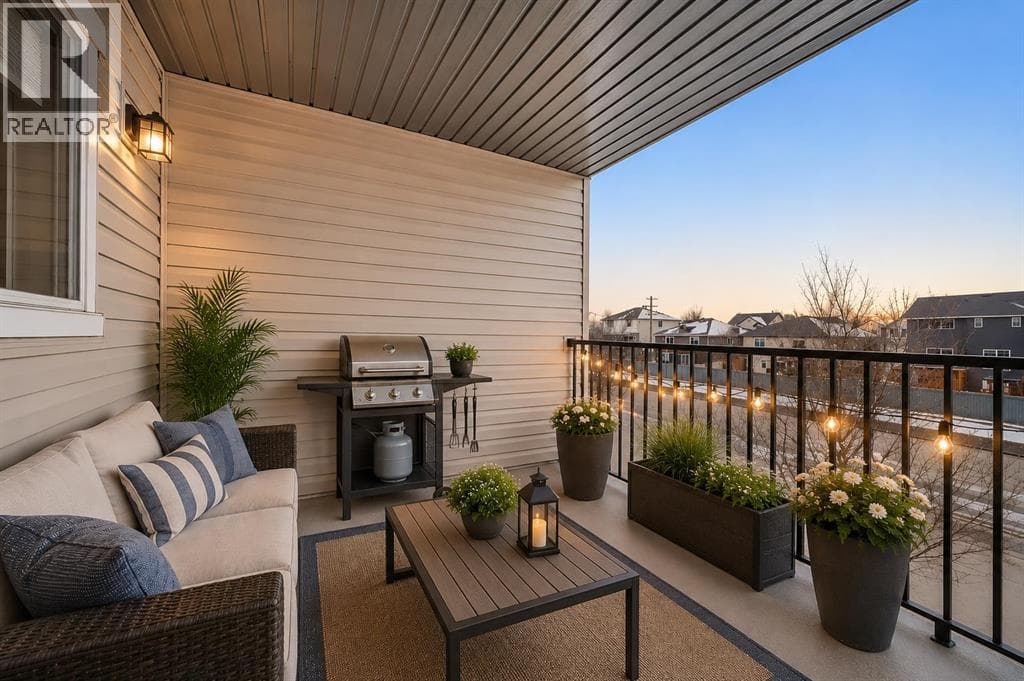 4317, 403 Mackenzie Way SW — photo 3
