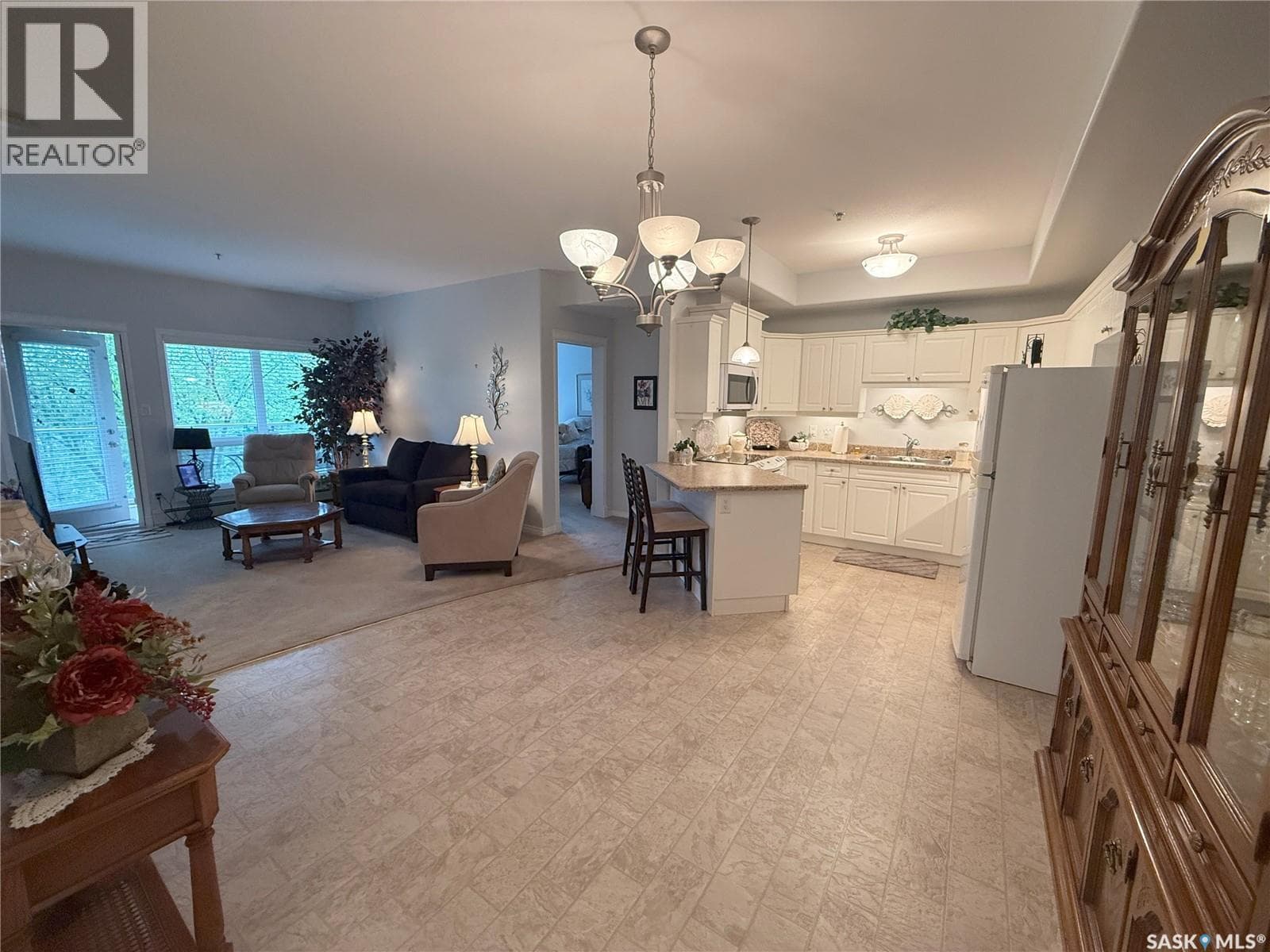 313 102 Armistice WAY — photo 2