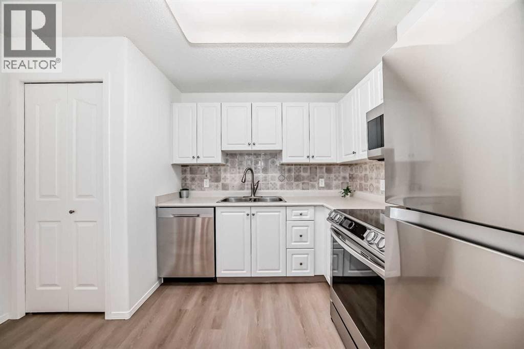 412, 5000 Somervale Court SW — photo 4