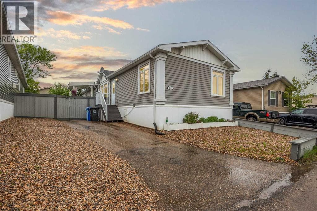 160 Grey Crescent