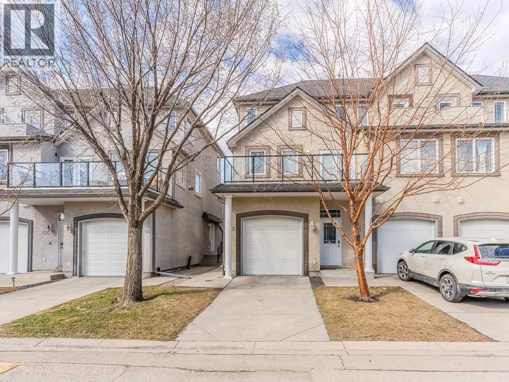 172 Simcoe Place SW