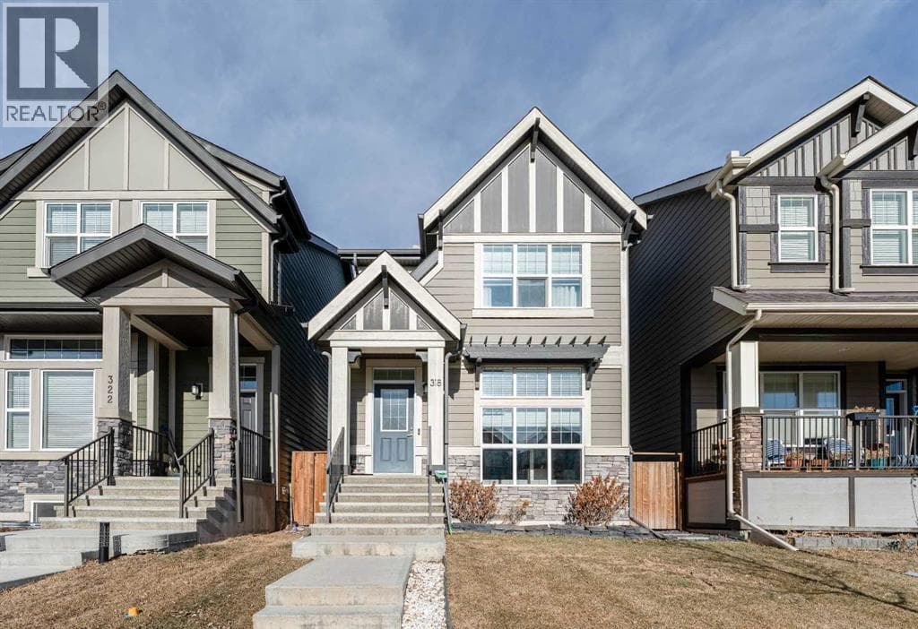 318 Masters Row SE