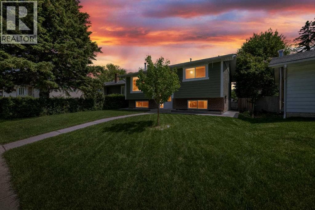 170 Lake Sylvan Close SE — photo 3