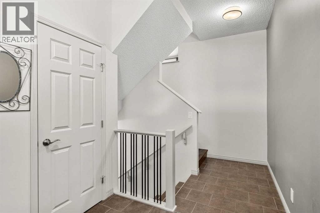 158 Skyview Point Crescent NE — photo 4