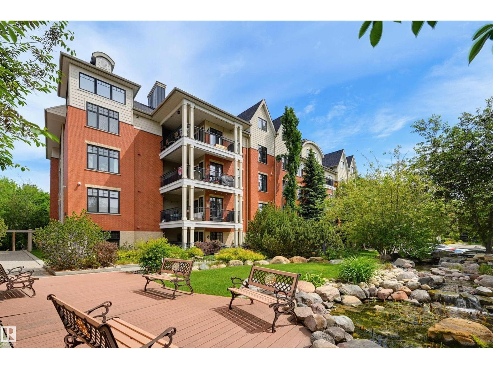 #409 9811 96A ST NW