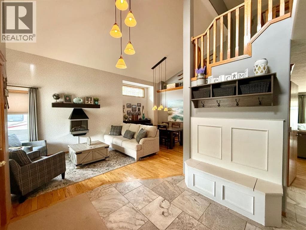 150 HALLAM Drive — photo 4