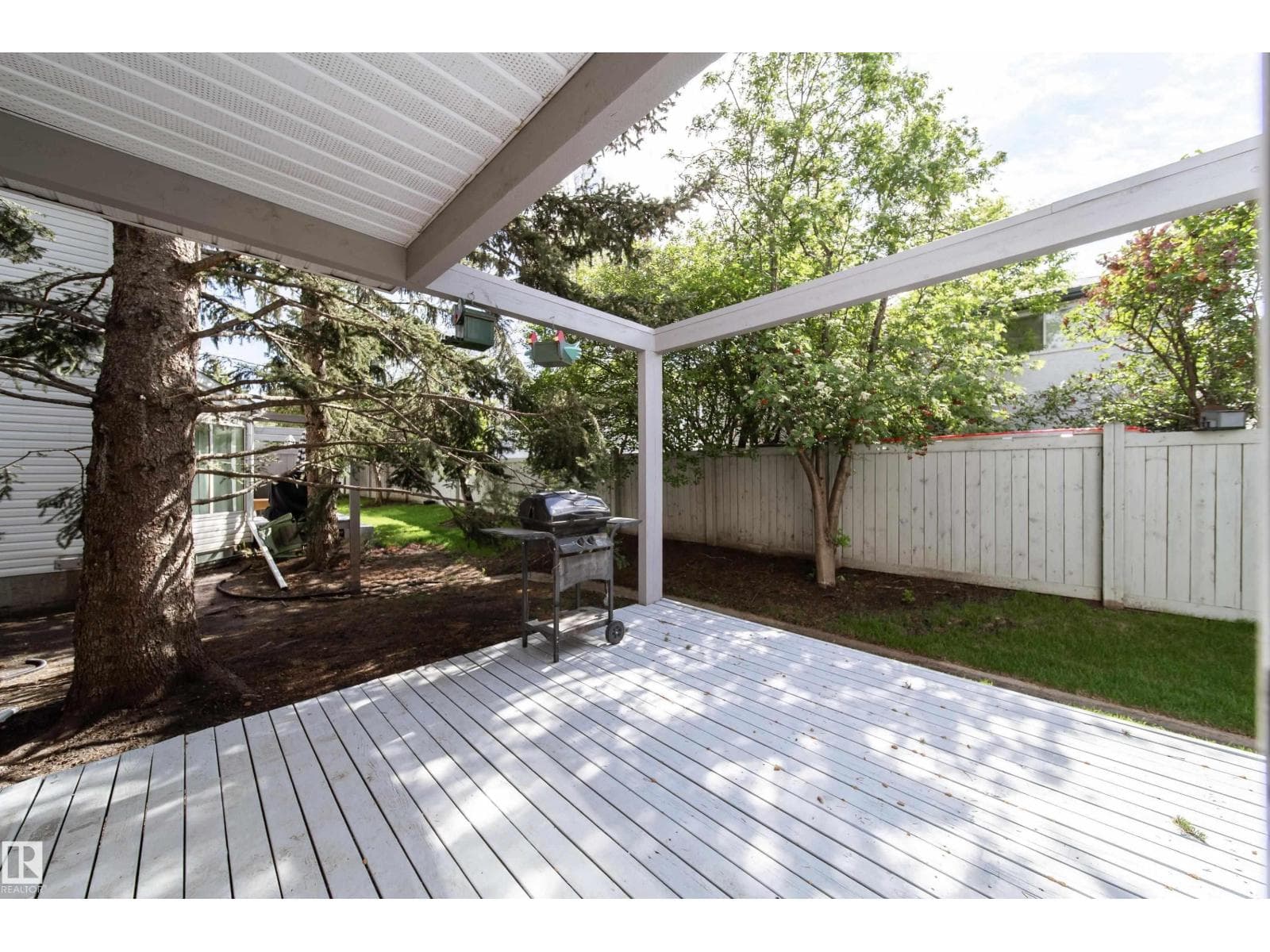 #15 603 YOUVILLE DR E NW — photo 4