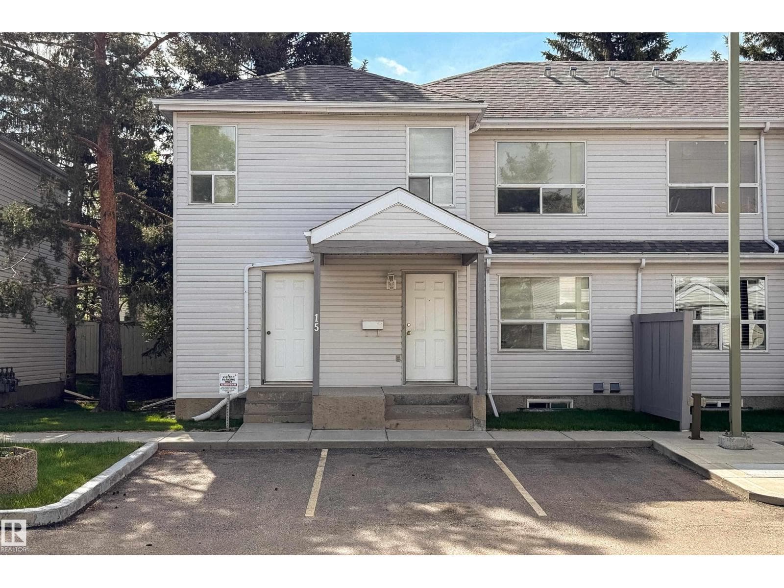 #15 603 YOUVILLE DR E NW — photo 2