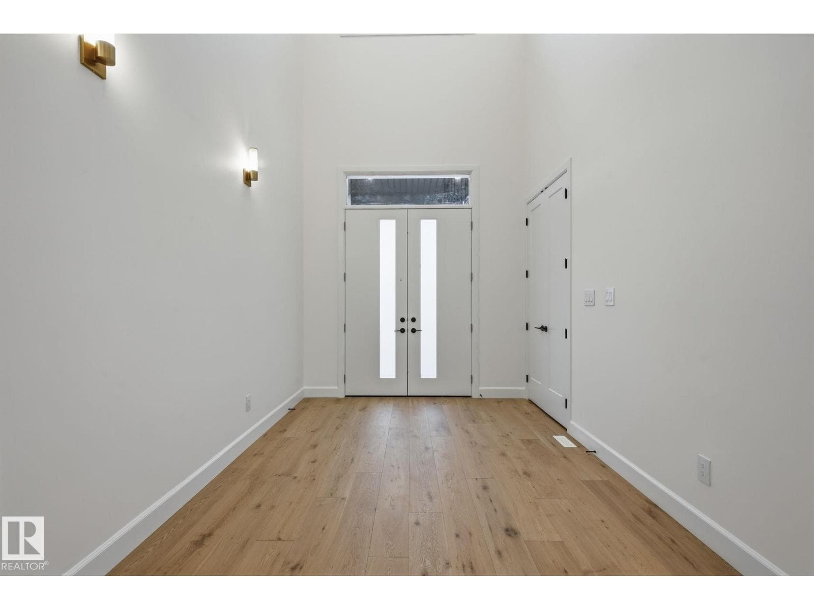 3019 64 AV — photo 5