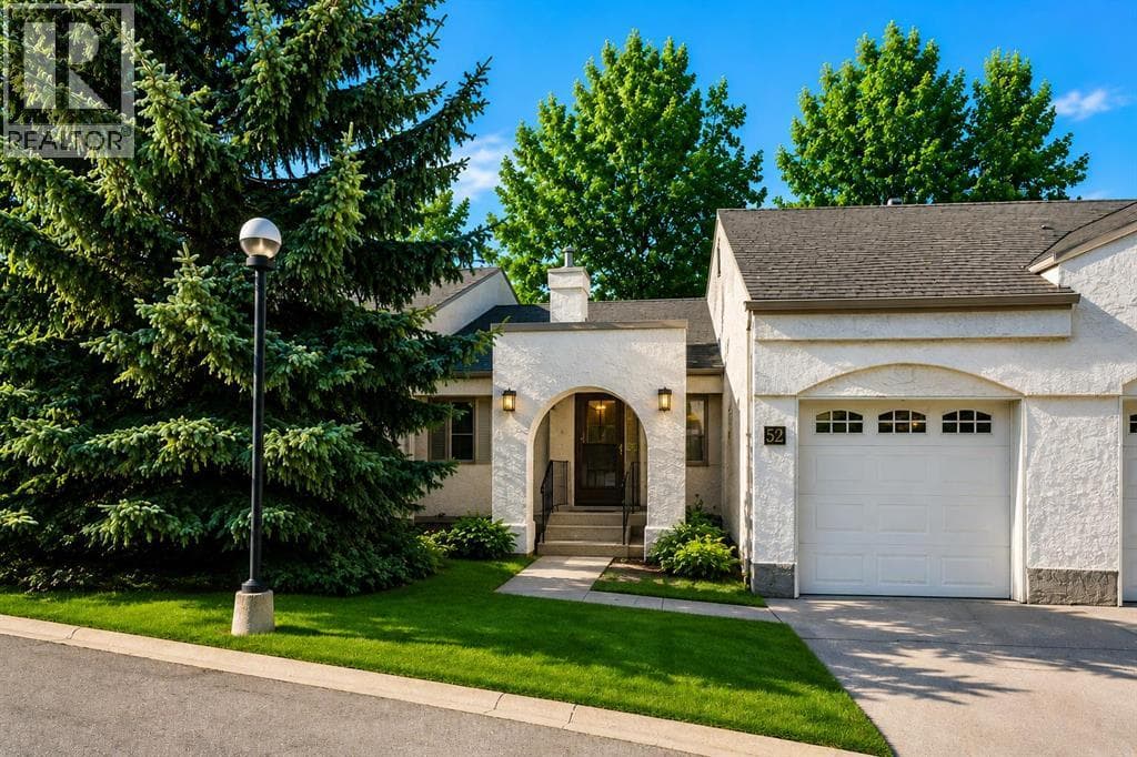 52 Sandarac Circle NW