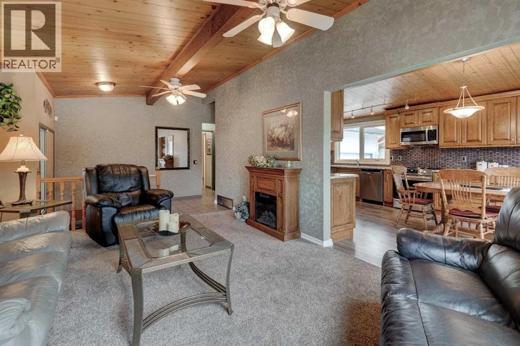 1032 Cantabrian Drive SW — photo 3