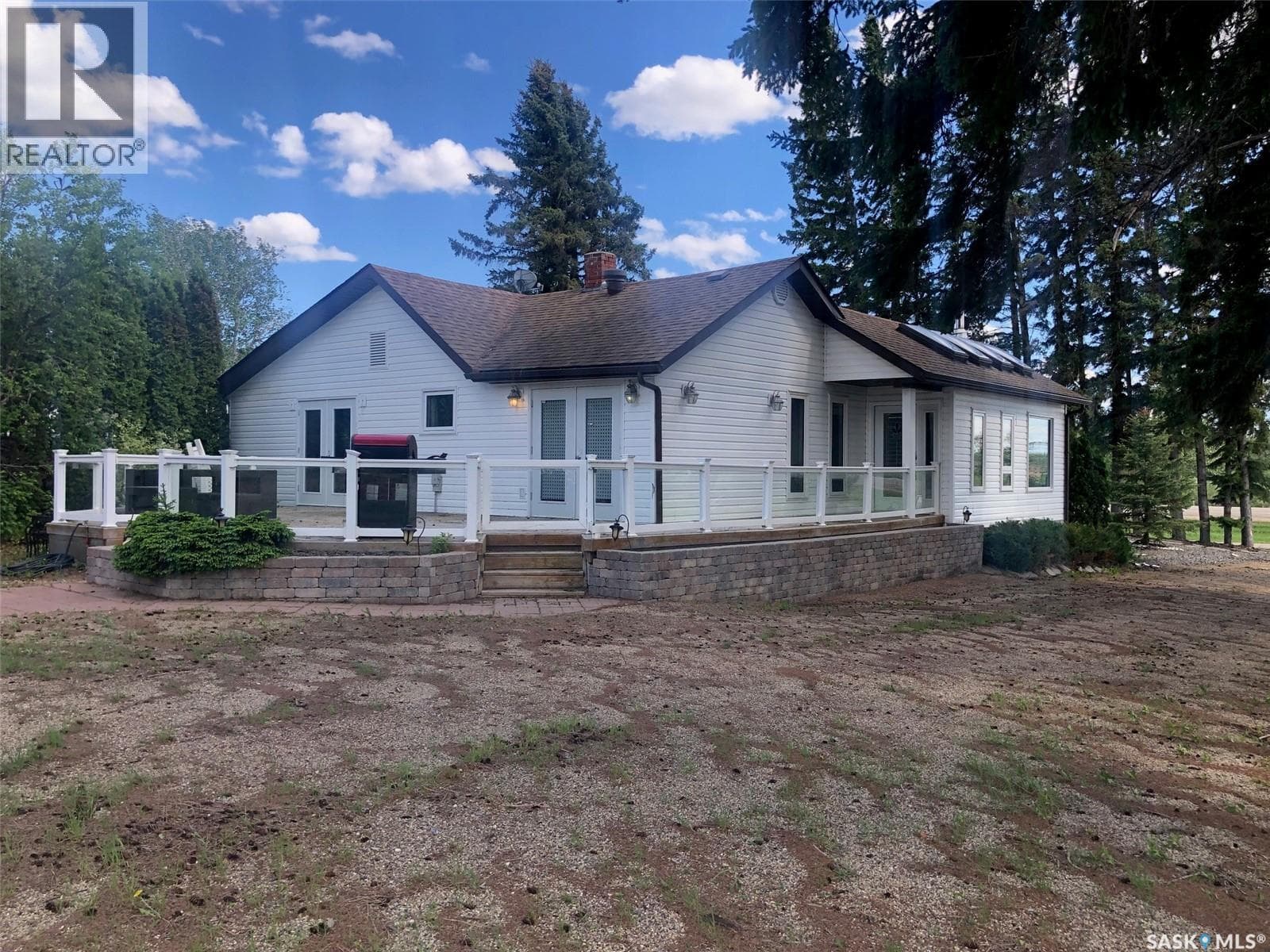 224 Service ROAD W