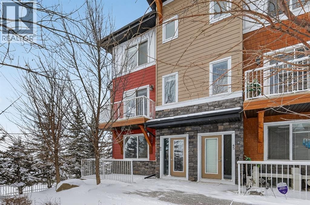 43, 111 Rainbow Falls Gate