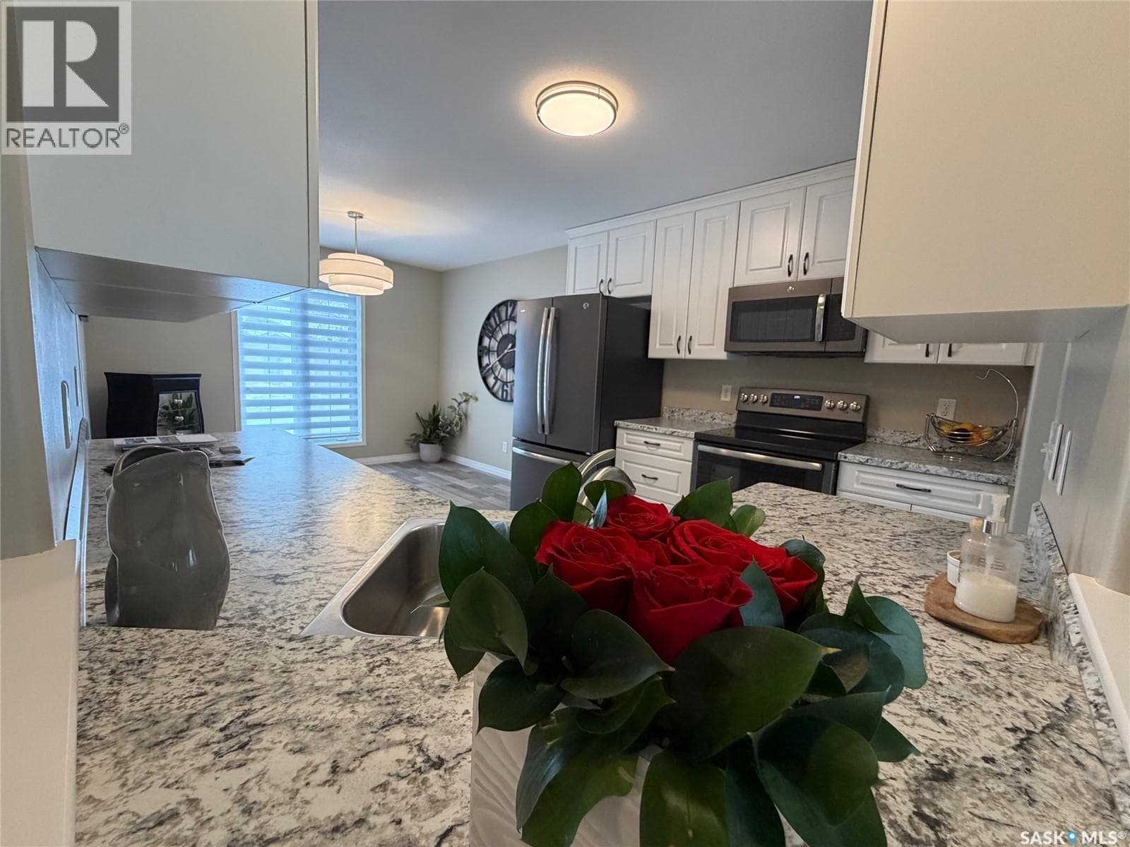 27 330 Stodola COURT — photo 4