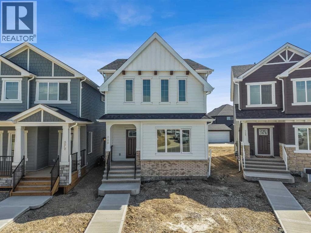 568 Buffaloberry Manor SE