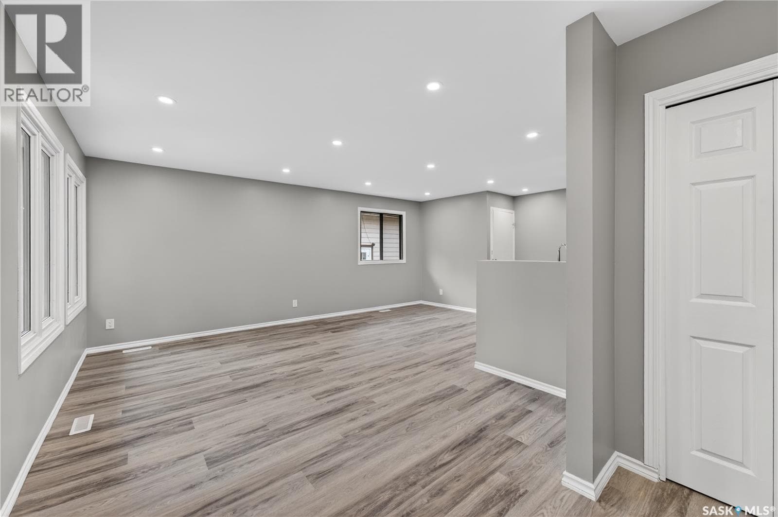 42 Hunt CRESCENT — photo 3