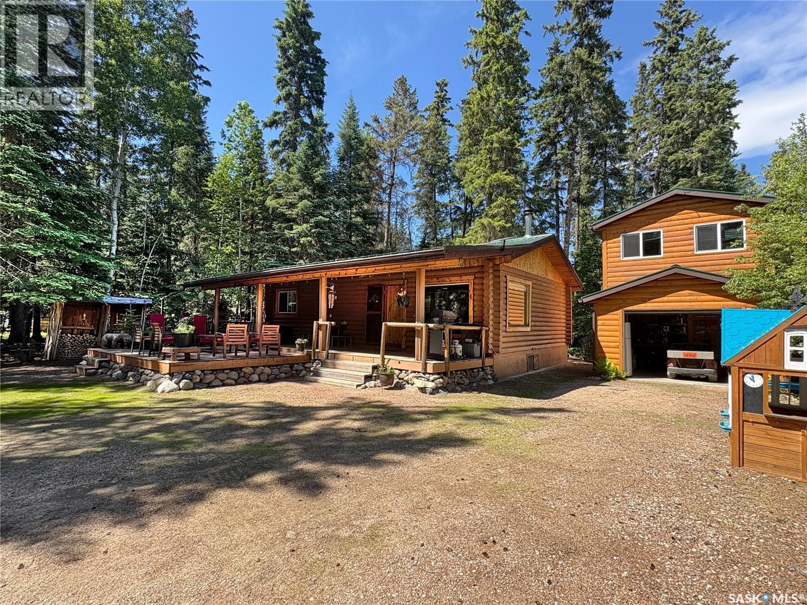 11 Pickerel BAY