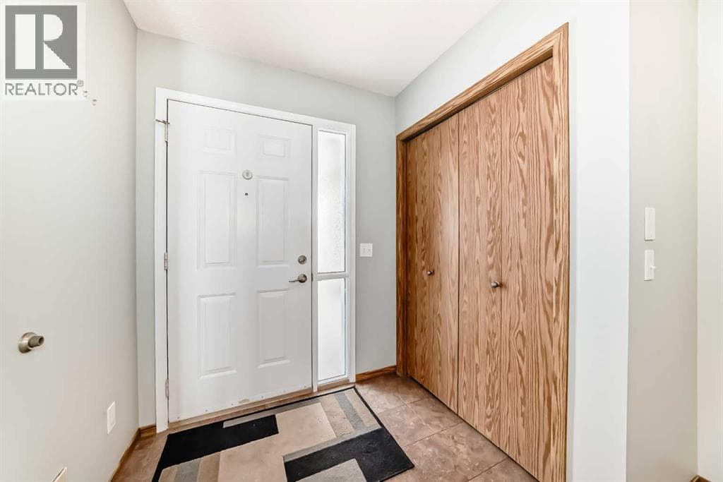 16 Edenwold Green NW — photo 3