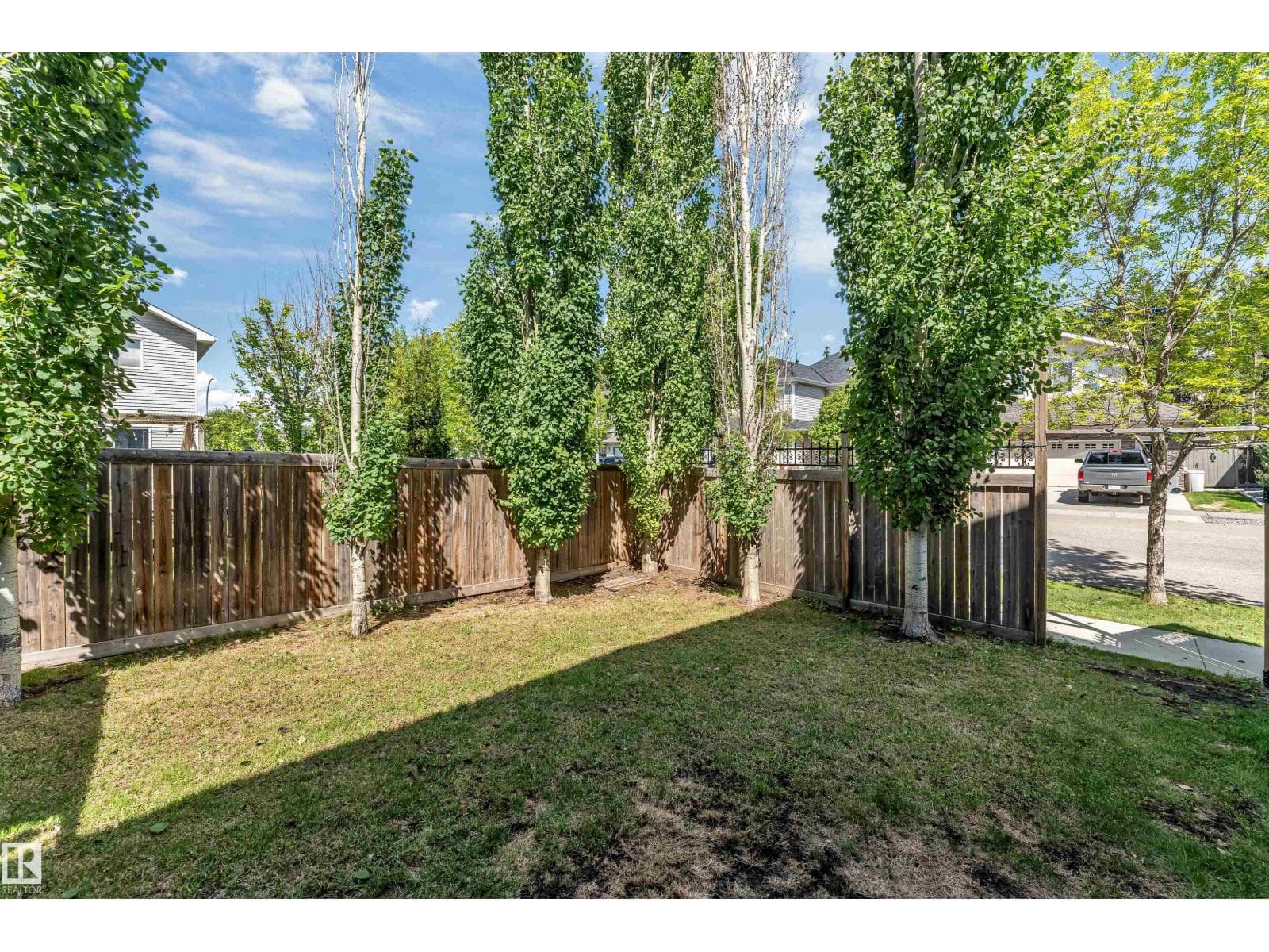 6002 46 AV — photo 5