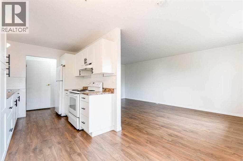 2906 Doverville Crescent SE — photo 5