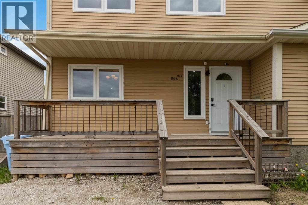 114 A WIndsor Drive — photo 2
